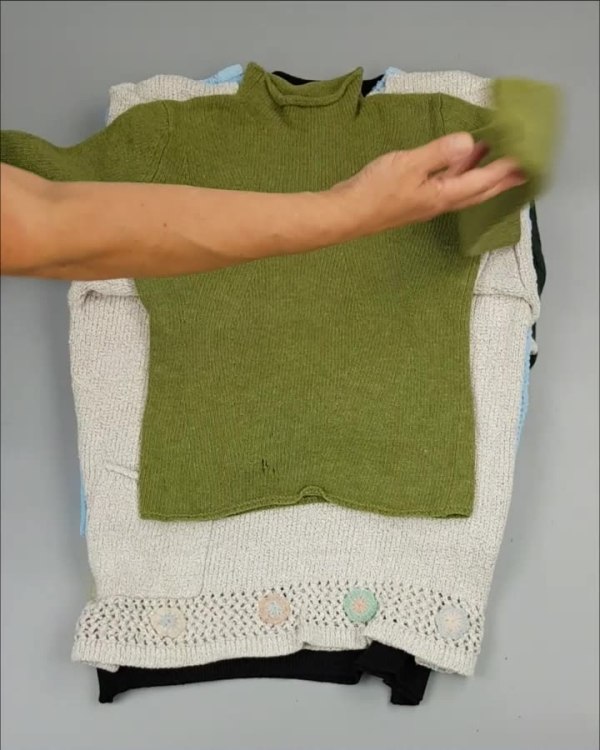 Фотография  299 - Джемпер муж+жен экстра#15 кг , Лот№2612 оптом в Вологде и Вологодской области