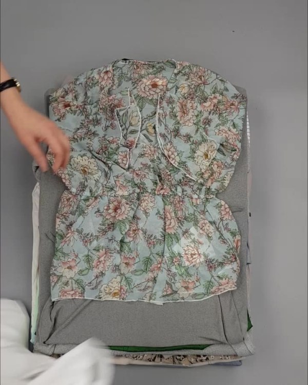 Фотография  599 - MILL STUDIO Summer mix#15 кг, ЛОТ №3800 оптом в Вологде и Вологодской области