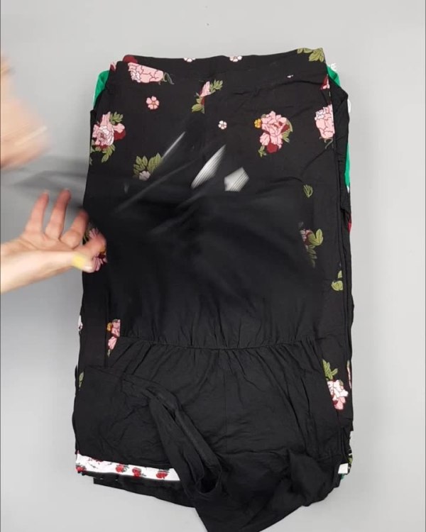 Фотография  332 - Летний микс CALZEDONIA, 50 шт, ЛОТ №4073 оптом в Вологде и Вологодской области