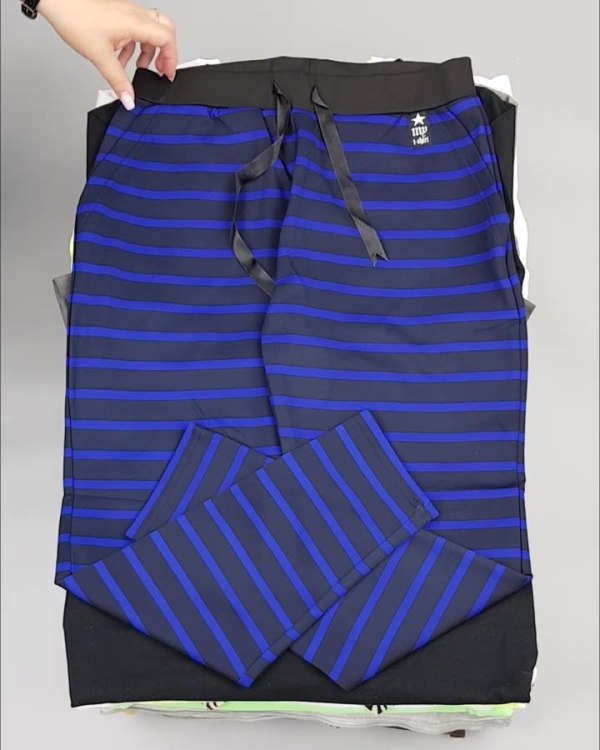 Фотография  689 - CIRCUS mix #11,8 кг, ЛОТ №4284 оптом в Вологде и Вологодской области