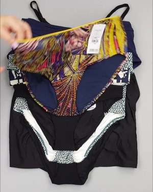 Фотография  574 - Купальники Chantelle#30 шт, ЛОТ №4410 оптом в Вологде и Вологодской области