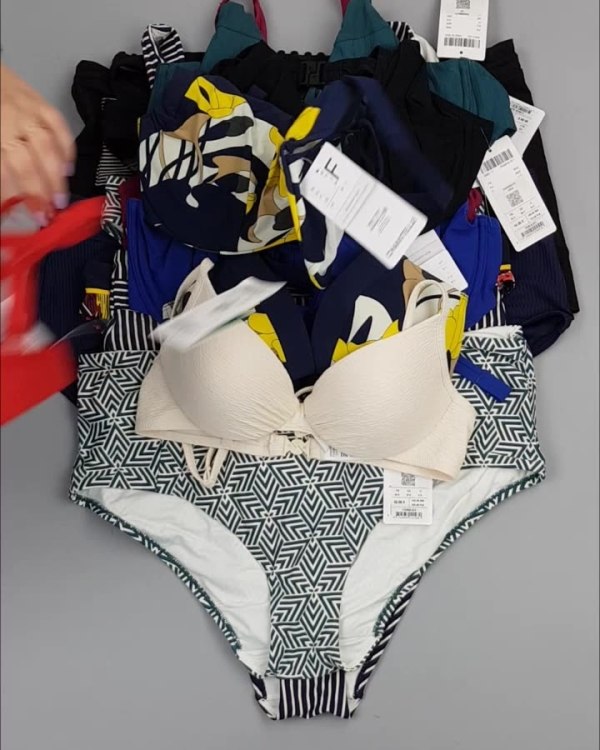 Фотография  254 - Купальники Chantelle#23 шт, ЛОТ №4412 оптом в Вологде и Вологодской области