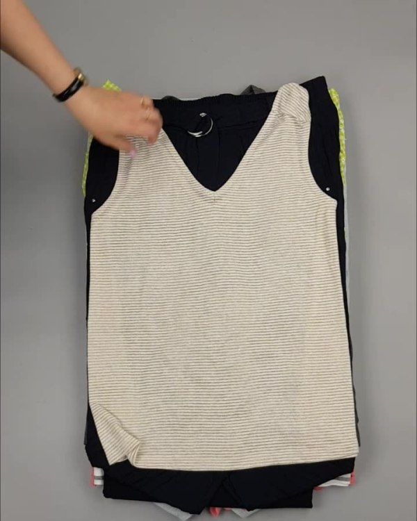 Фотография  807 - NEXT Summer Women mix#15 кг, ЛОТ №4436 оптом в Вологде и Вологодской области