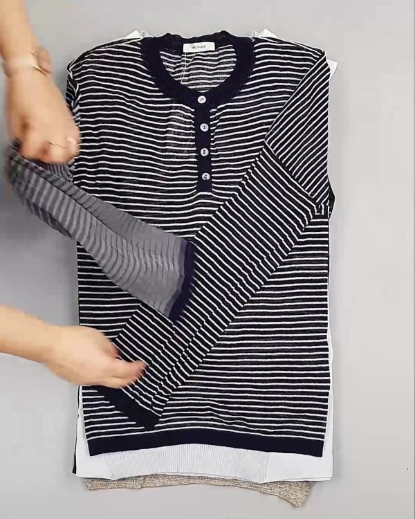 Фотография  318 - Джемпера легкие Корея#20 шт, ЛОТ №5083 оптом в Вологде и Вологодской области