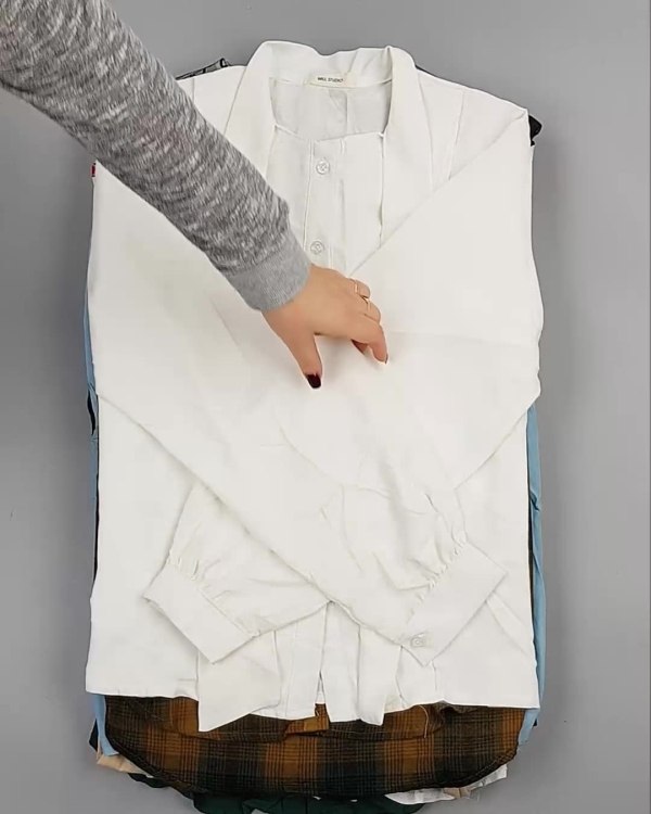 Фотография  603 - Блузки Корея#20 шт, ЛОТ №5622 оптом в Вологде и Вологодской области