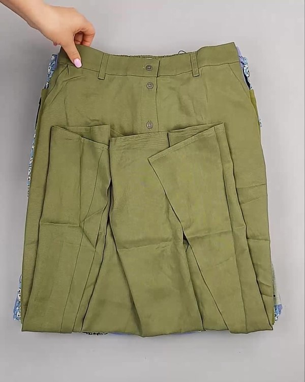 Фотография  200 - Юбки Bestseller 44#5 кг, ЛОТ №6119 оптом в Вологде и Вологодской области