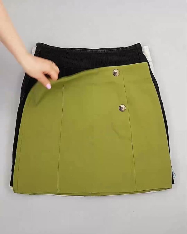 Фотография  258 - Юбки Bestseller 44#5 кг, ЛОТ №6121 оптом в Вологде и Вологодской области