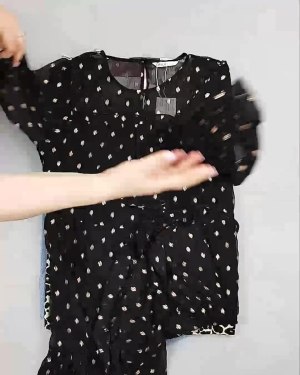 Фотография  234 - DK, Bestseller Summer mix#50 кг, ЛОТ №6186 оптом в Вологде и Вологодской области