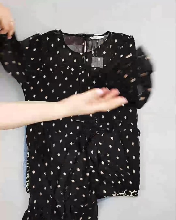 Фотография  622 - DK, Bestseller Summer mix#50 кг, ЛОТ №6186 оптом в Вологде и Вологодской области