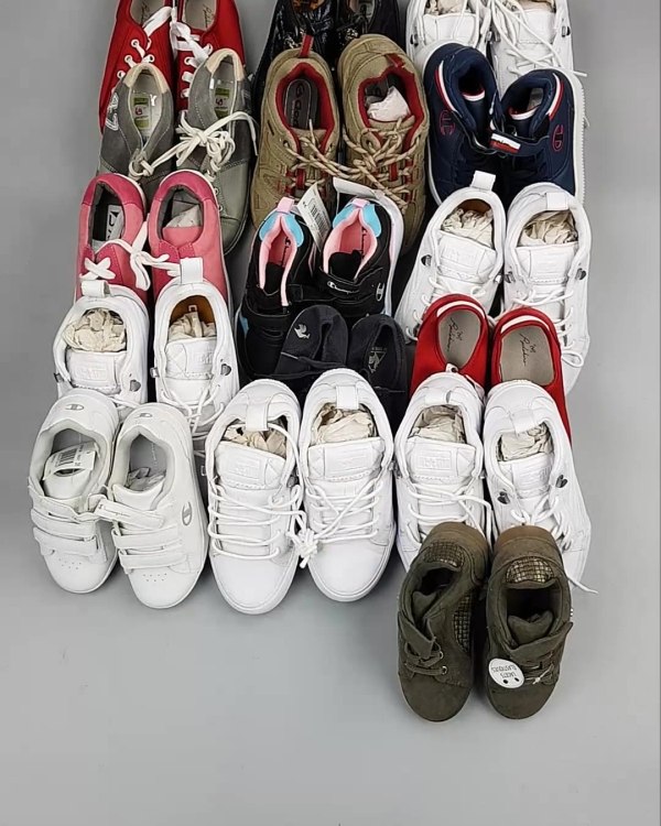 Фотография  369 - Обувь СТОК дети лето#15,2 кг, ЛОТ №6190 оптом в Вологде и Вологодской области