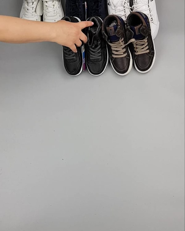 Фотография  824 - Обувь СТОК дети лето#15,4 кг, ЛОТ №6192 оптом в Вологде и Вологодской области