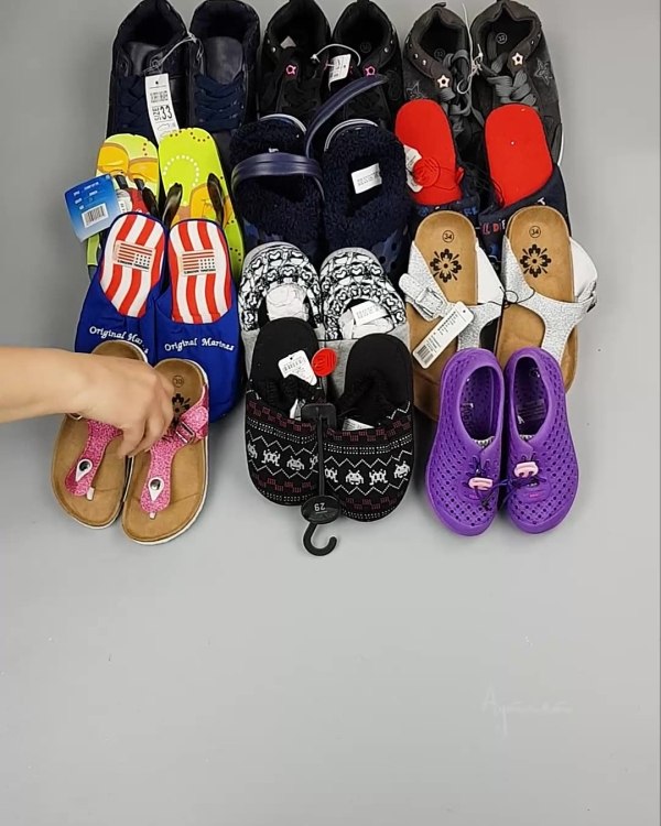 Фотография  304 - Обувь детская СТОК Summer#7,85 кг, ЛОТ №6196 оптом в Вологде и Вологодской области