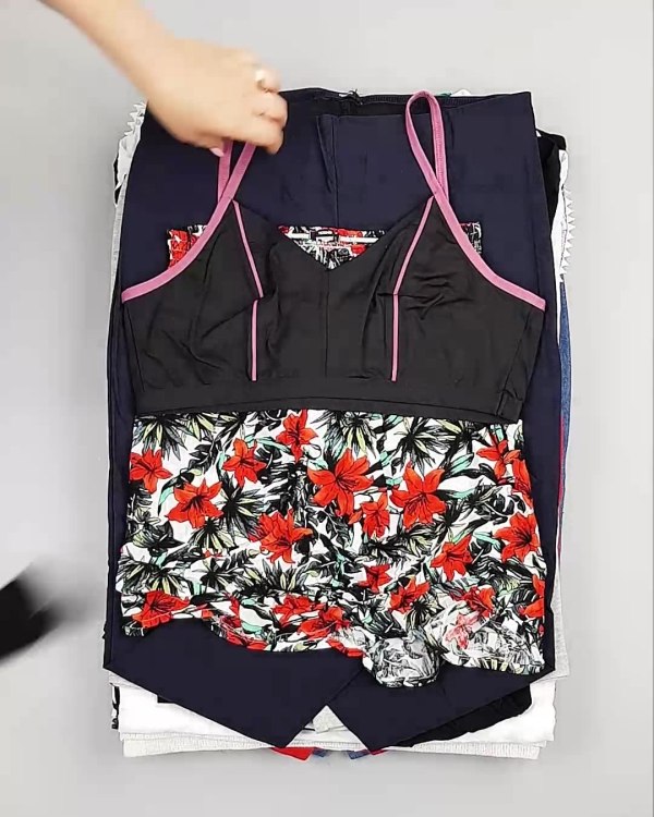 Фотография  363 - Летний микс CALZEDONIA, 50 шт, ЛОТ №6366 оптом в Вологде и Вологодской области