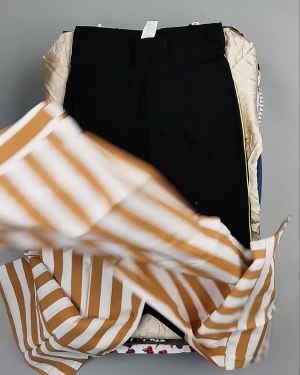 Фотография  866 - Летний микс CALZEDONIA, 50 шт, ЛОТ №6366 оптом в Вологде и Вологодской области