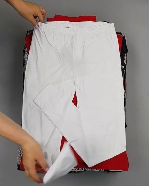 Фотография  111 - DK, Bestseller + Summer mix#15 кг, ЛОТ №6410 оптом в Вологде и Вологодской области