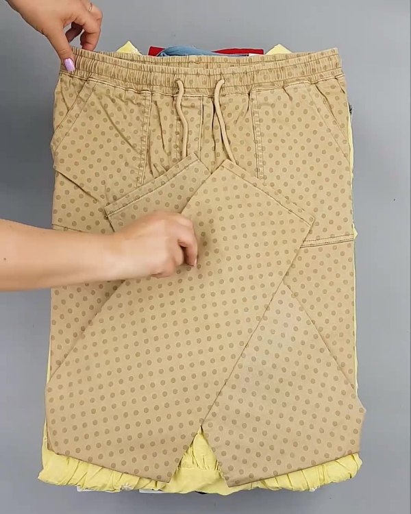 Фотография  779 - DK, Bestseller + Summer mix#15 кг, ЛОТ №6410 оптом в Вологде и Вологодской области