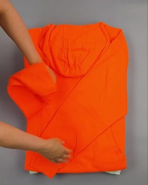 Фотография  636 - Толстовки СТОК CAN 0424#10 кг, ЛОТ №6425 оптом в Вологде и Вологодской области