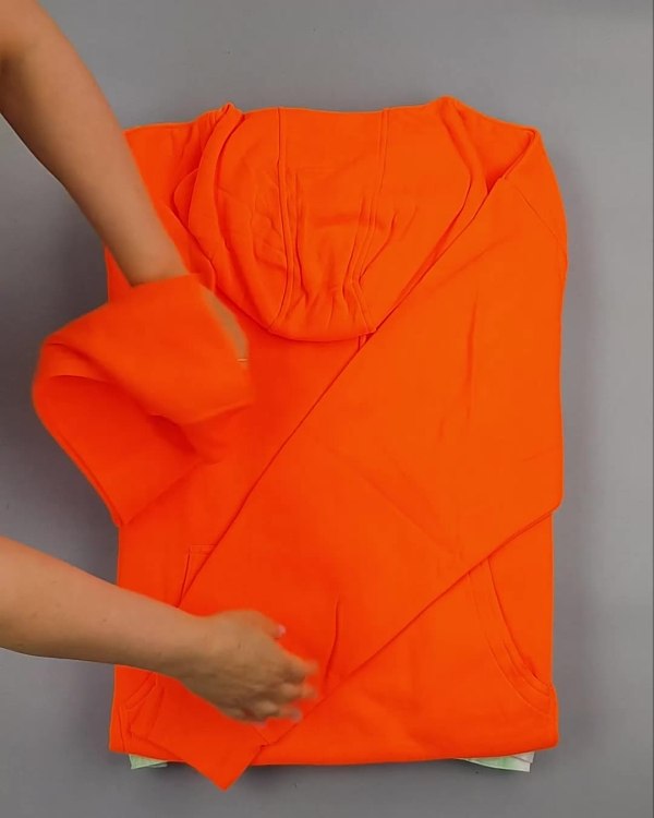 Фотография  331 - Толстовки СТОК CAN 0424#10 кг, ЛОТ №6425 оптом в Вологде и Вологодской области