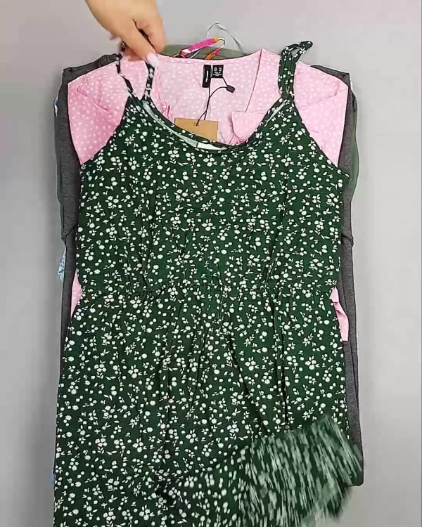 Фотография  313 - Платья Bestseller 44#5 кг, ЛОТ №6538 оптом в Вологде и Вологодской области