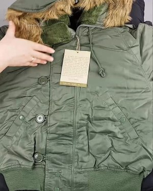 Фотография 443 - Верхняя одежда Англия СТОК #10 кг, ЛОТ №6727 оптом в Вологде и Вологодской области