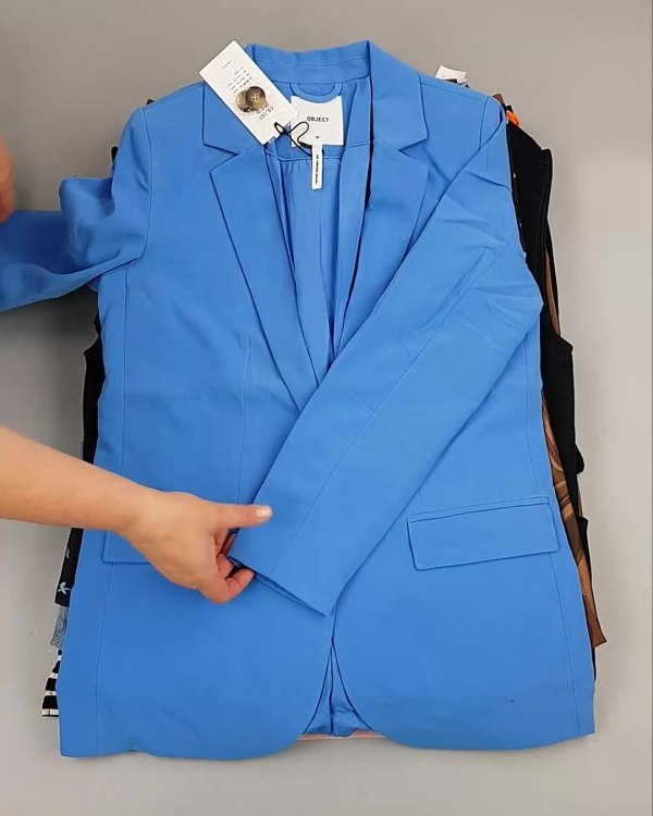 Фотография  941 - ДАНИЯ Summer mix 24#15 кг, ЛОТ №6730 оптом в Вологде и Вологодской области