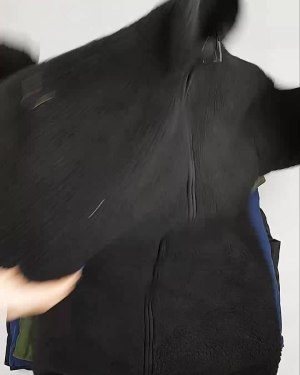 Фотография  676 - Верхняя одежда Дания#10,1 кг ЛОТ №6909 оптом в Вологде и Вологодской области