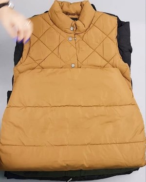 Фотография  574 - Верхняя одежда Дания#10,1 кг ЛОТ №6909 оптом в Вологде и Вологодской области