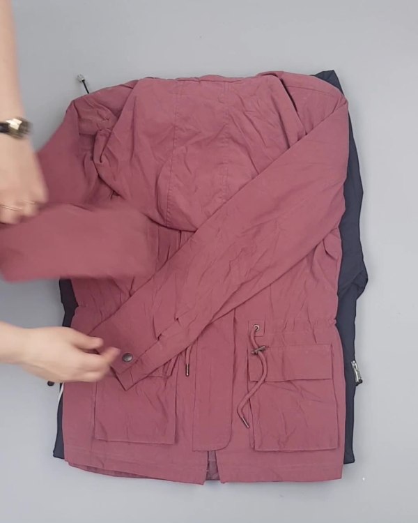 Фотография  197 - А 92602 Ветровки женские (Light Zipper jackets)#25 кг оптом в Вологде и Вологодской области