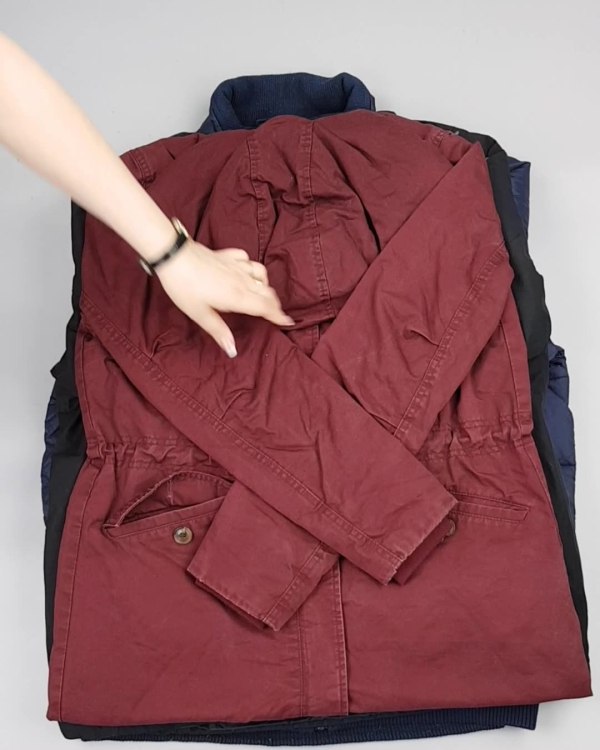 Фотография  340 - Куртки#25 кг оптом в Вологде и Вологодской области