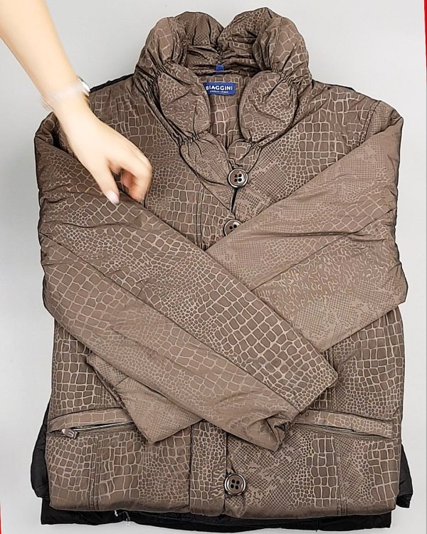 Фотография  752 - Primetta Куртки женские#25 кг оптом в Вологде и Вологодской области