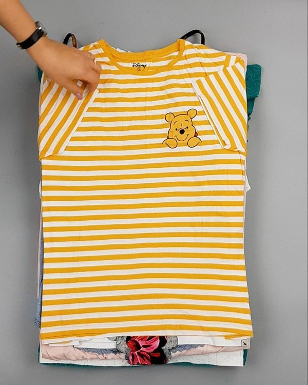 Фотография  529 - Cream Футболки поло женские#25 кг оптом в Вологде и Вологодской области