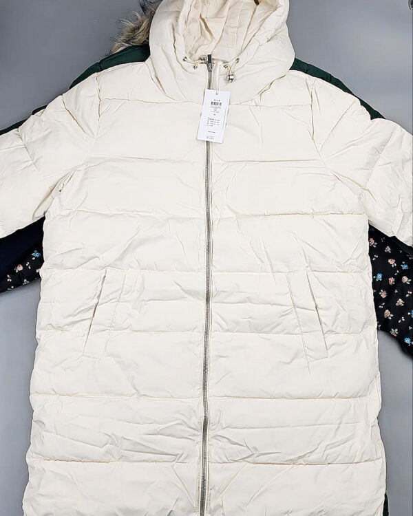 Фотография  110 - Верхняя одежда VILA#10 кг, ЛОТ №6824 оптом в Вологде и Вологодской области