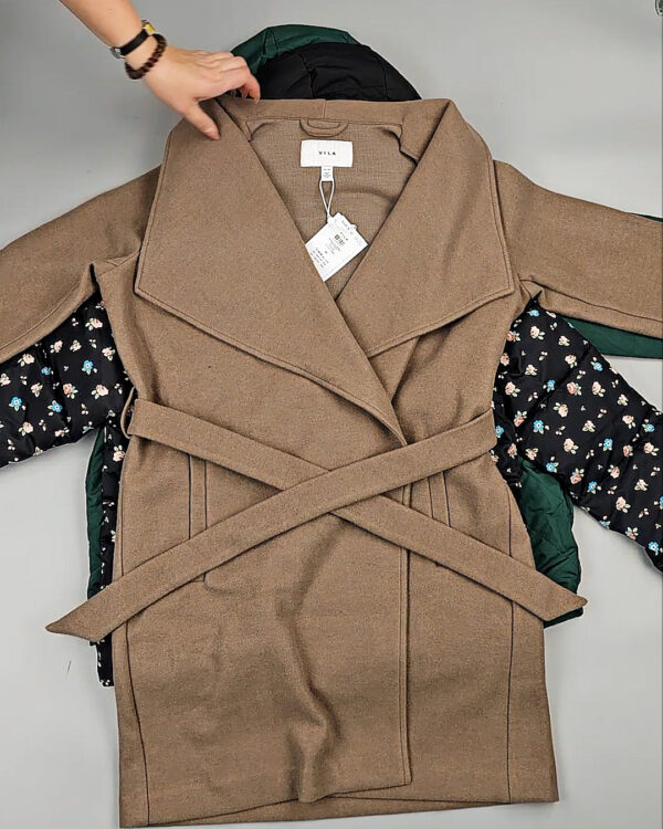 Фотография  367 - Верхняя одежда VILA#10 кг, ЛОТ №6824 оптом в Вологде и Вологодской области