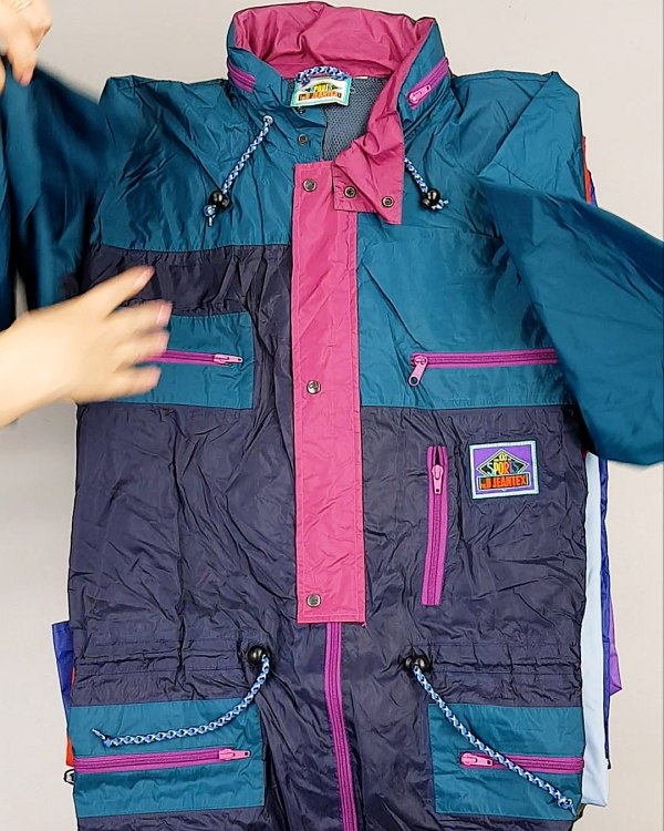 Фотография  100 - Дождевики#25 кг оптом в Вологде и Вологодской области