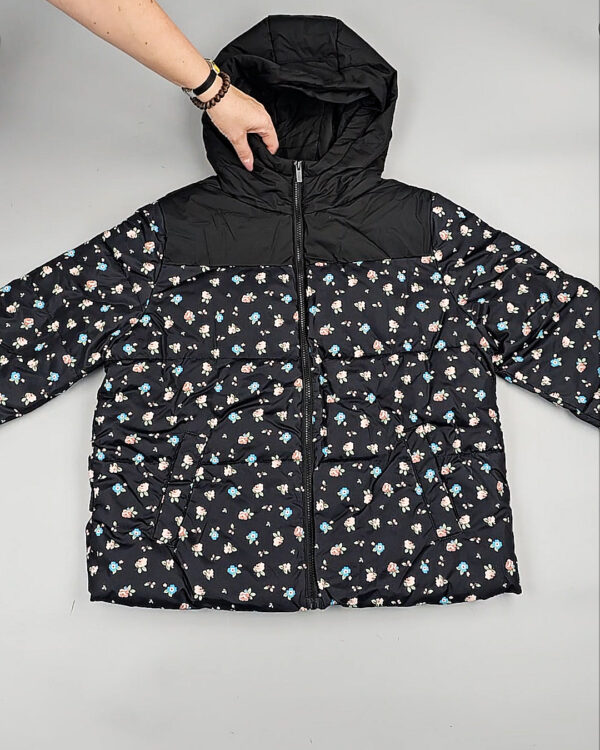 Фотография  560 - Верхняя одежда VILA#10,2 кг, ЛОТ №6825 оптом в Вологде и Вологодской области