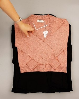 Фотография  598 - ONLY Winter mix 104#15 кг, ЛОТ №7182 оптом в Вологде и Вологодской области