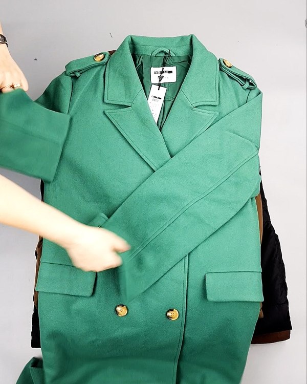 Фотография  454 - Верхняя одежда BESTSELLER Дания 104#10 кг, ЛОТ №7267 оптом в Вологде и Вологодской области