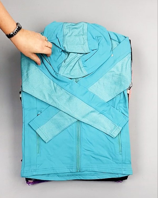 Фотография  249 - KIDS mix Italy 114#5 кг, ЛОТ №7285 оптом в Вологде и Вологодской области