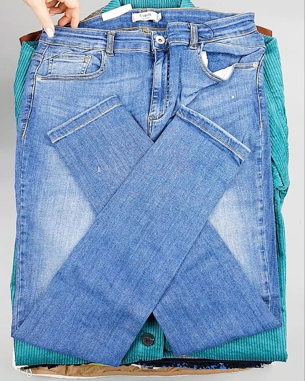 Фотография  775 - B.YOUNG Winter mix 104#15 кг, ЛОТ №7171 оптом в Вологде и Вологодской области