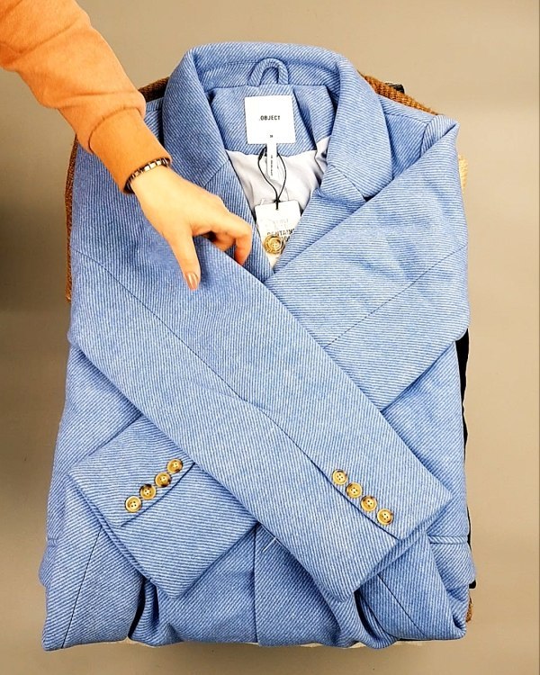 Фотография  707 - Bestseller Winter В mix 114#15 кг, ЛОТ №7372 оптом в Вологде и Вологодской области