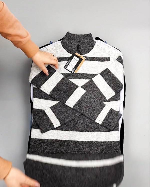 Фотография  300 - PIECES Winter mix 104#15 кг, ЛОТ №7378 оптом в Вологде и Вологодской области