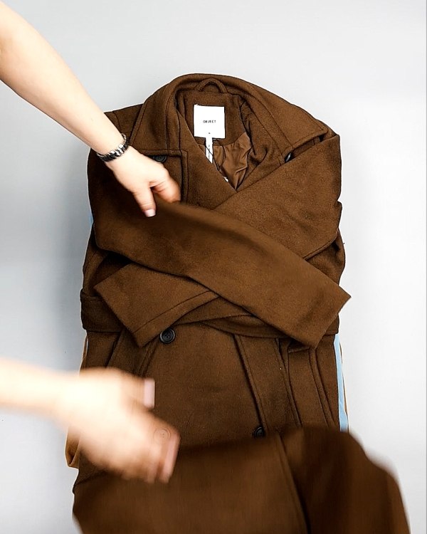 Фотография  131 - Пальто Bestseller 104#10,5 кг, ЛОТ №7559 оптом в Вологде и Вологодской области