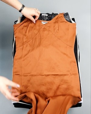 Фотография  532 - Bestseller Summer mix 104#15 кг, ЛОТ №7493 оптом в Вологде и Вологодской области