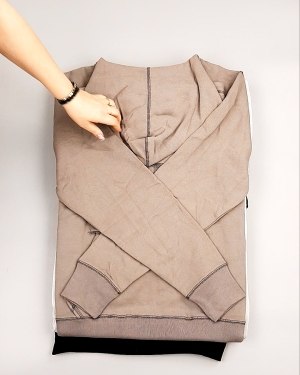 Фотография  333 - Толстовки СТОК CAN 0424#10 кг, ЛОТ №7447 оптом в Вологде и Вологодской области