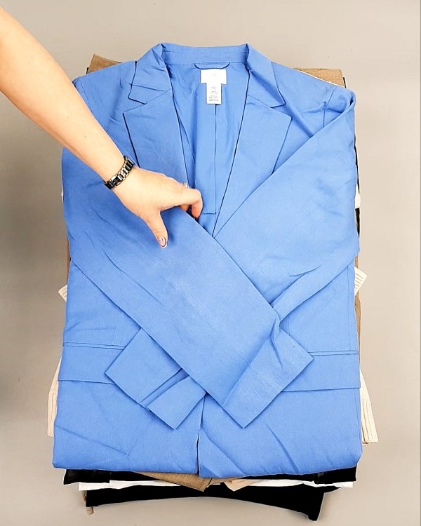 Фотография  127 - 12191 H&M mix textil 1224#25 кг, ЛОТ №7489 оптом в Вологде и Вологодской области