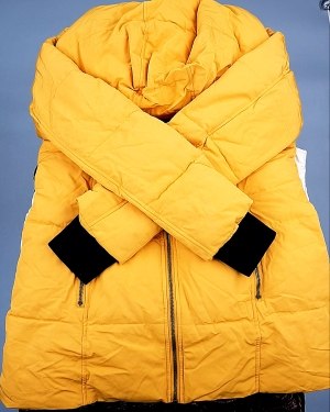 Купить Верхняя одежда AMAZON жен 015#10 кг, ЛОТ №7714 оптом в Вологде и Вологодской области