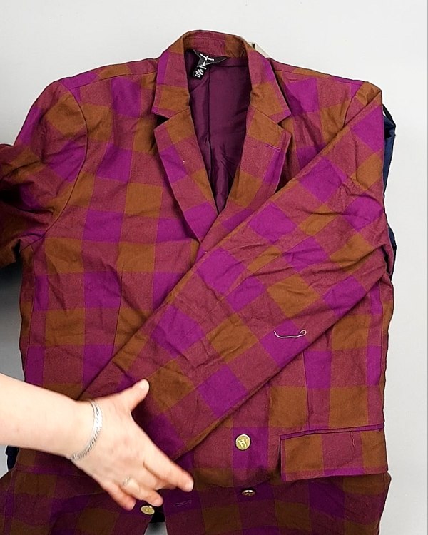 Фотография  590 - Пиджаки муж AMAZON 015#7,8 кг, ЛОТ №7774 оптом в Вологде и Вологодской области