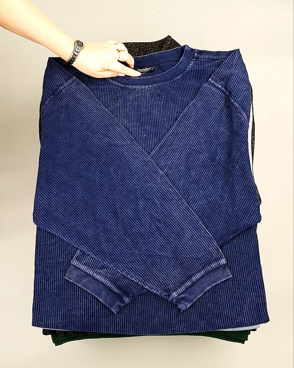 Фотография  730 - SWEATSHIRT CAN 084#10 кг, ЛОТ №7621 оптом в Вологде и Вологодской области