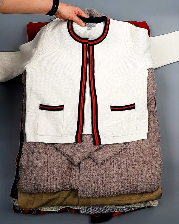 Фотография  273 - Кардиганы СТОК CAN 084#7 кг, ЛОТ №7672 оптом в Вологде и Вологодской области