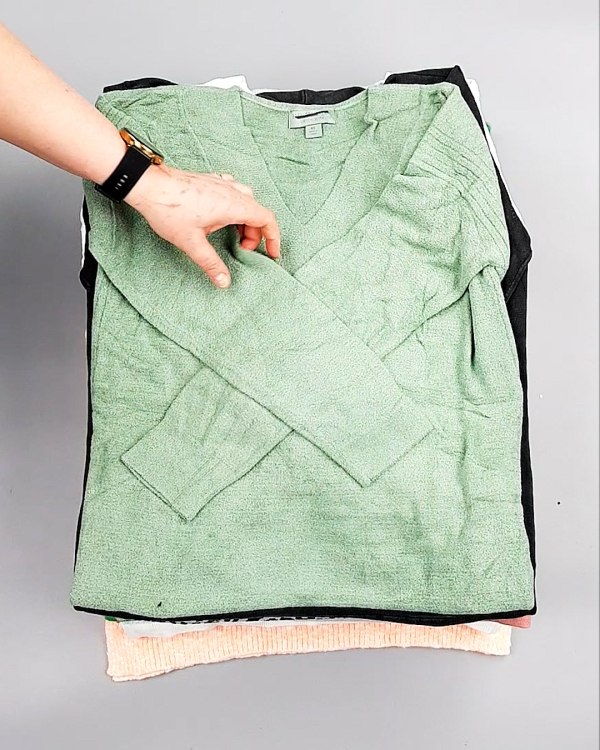 Фотография  446 - Джемпера легкие СТОК CAN 084#7 кг, ЛОТ №7635 оптом в Вологде и Вологодской области